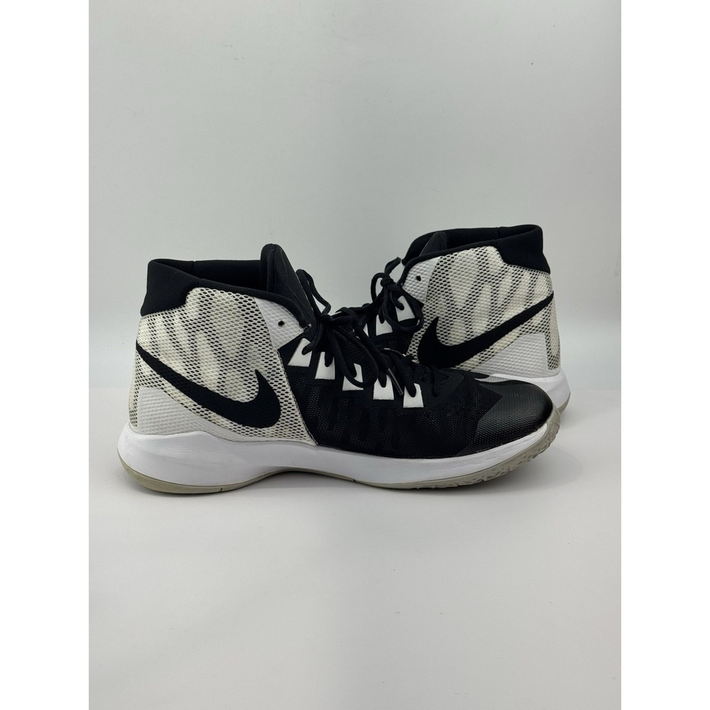 Men's Nike Zoom Devosion Basketball Shoes 844592-001 Size 11 Black White Silver - Picture 5 of 9